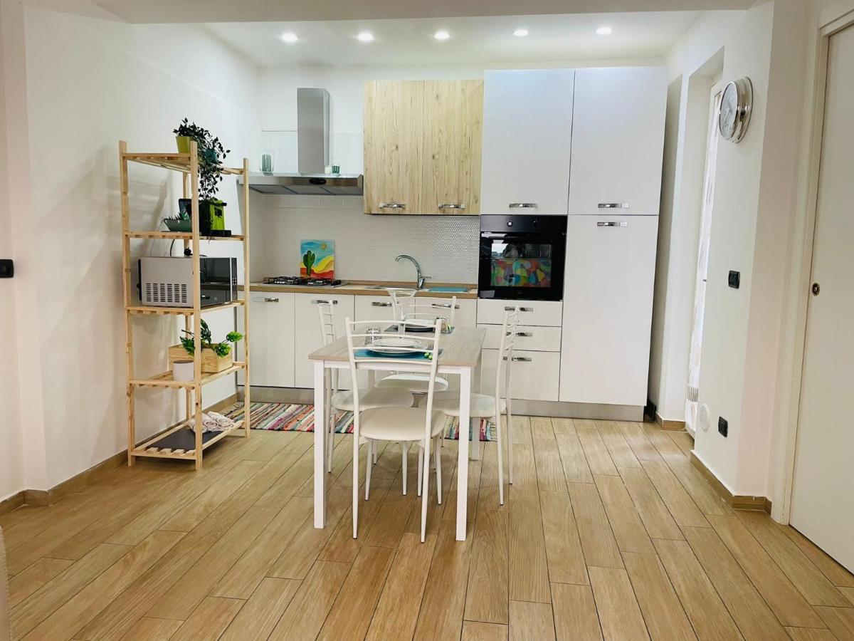 Вилла La Casa Di Nonna Cristina Кастелламмаре-ди-Стабия Экстерьер фото